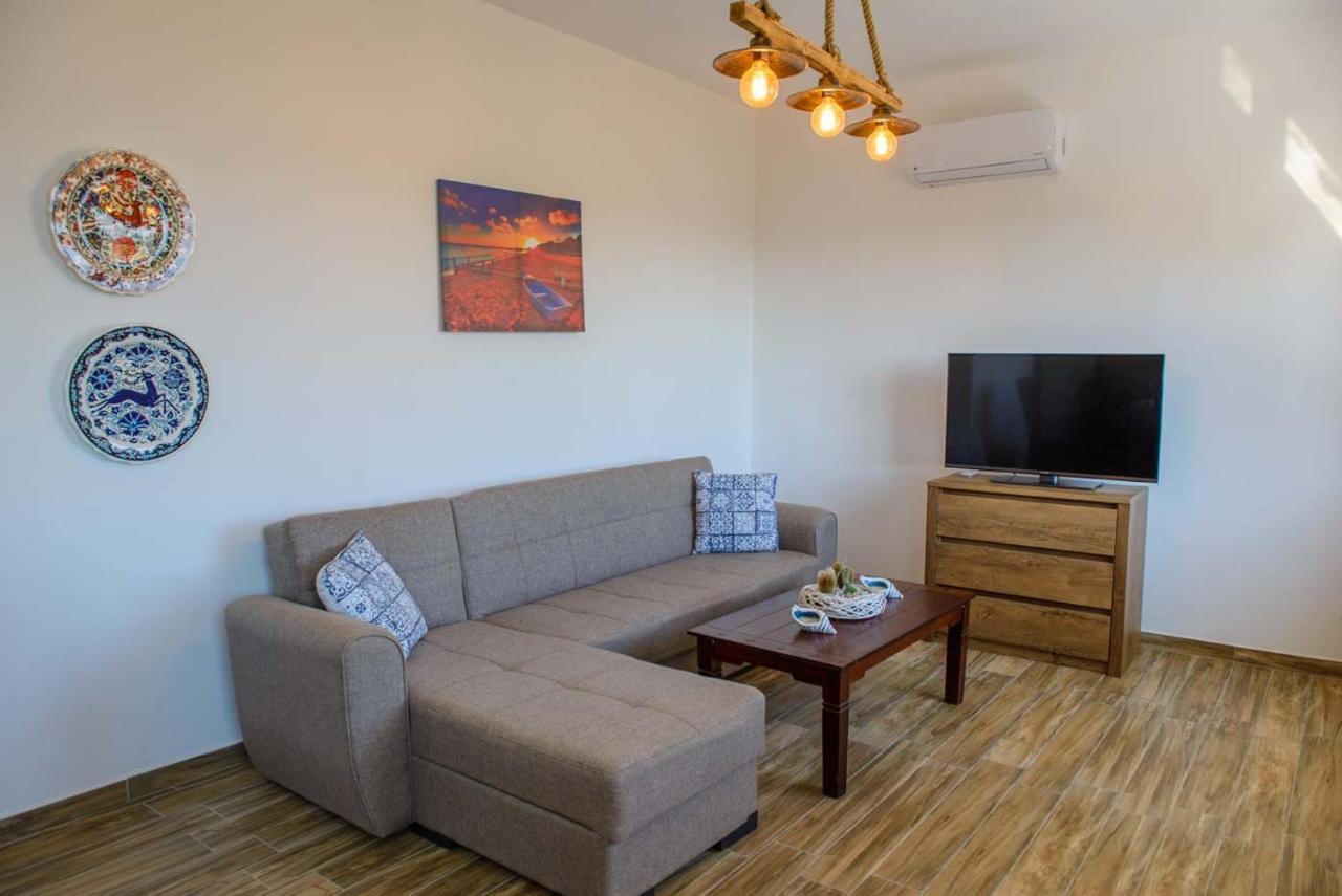 Blue Bay Villas , Ground Floor Archangelos  Exterior foto